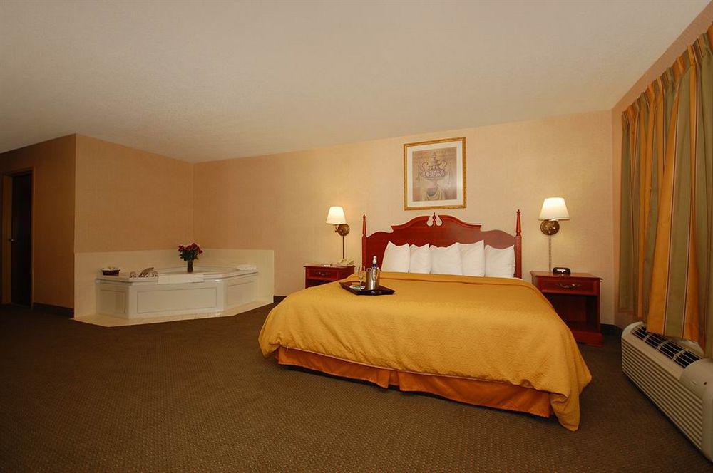 Quality Suites Pineville - Charlotte Business foto